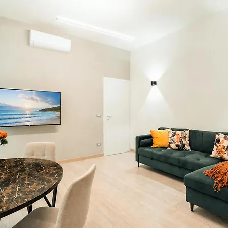 Casa Nicola - Modern 2BR Apt in Trastevere, Central Rome-3